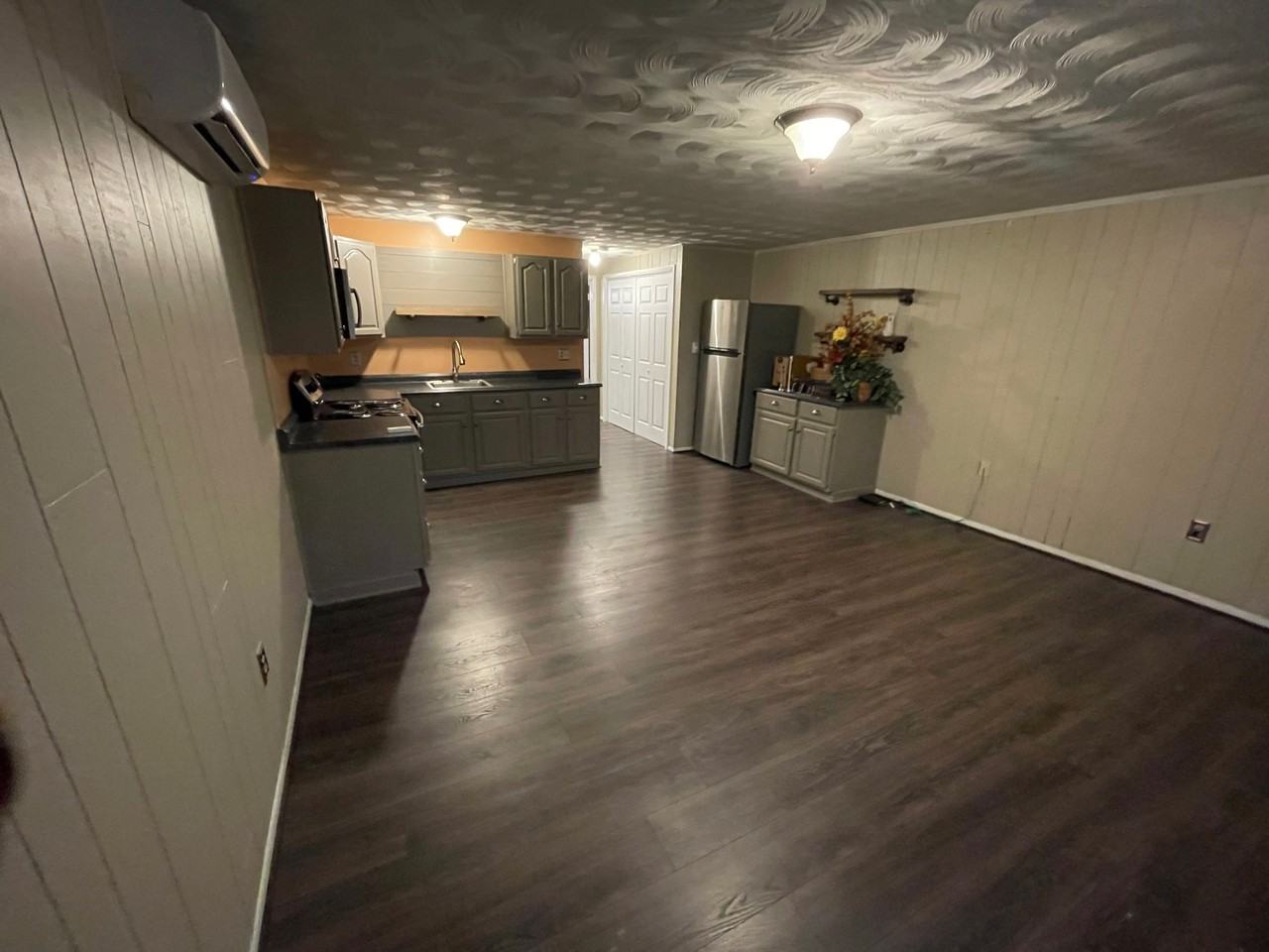 980 Jefferson Ave #03 - Photo 6 of 10
