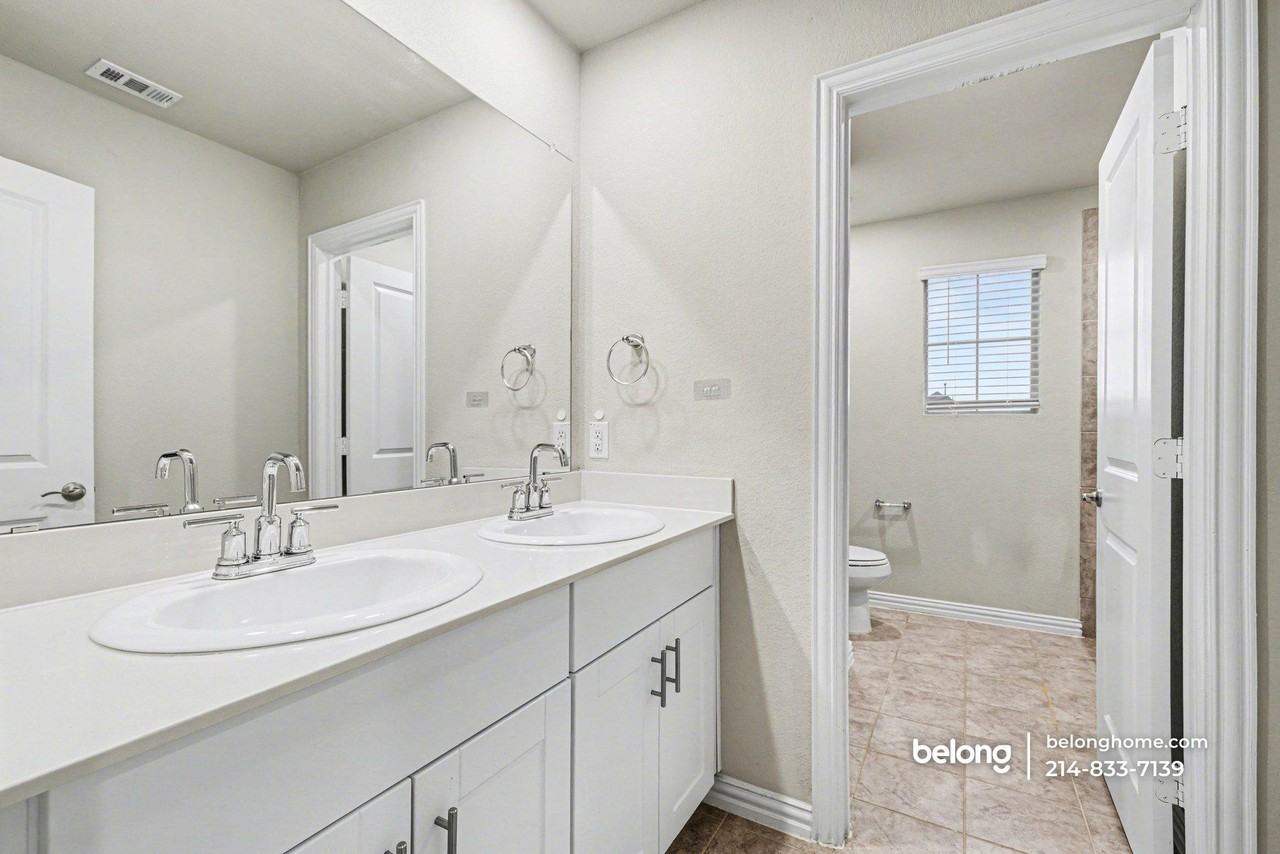 3416 Kingsview Dr - Photo 5 of 18