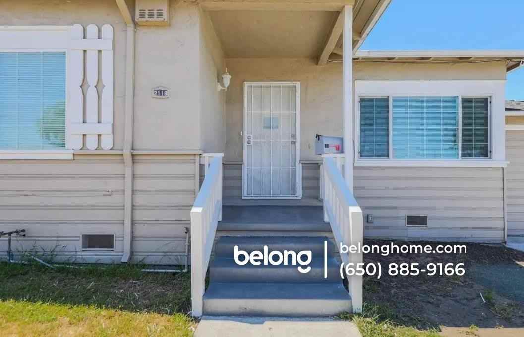 2118 Visalia Ave - Photo 4 of 24