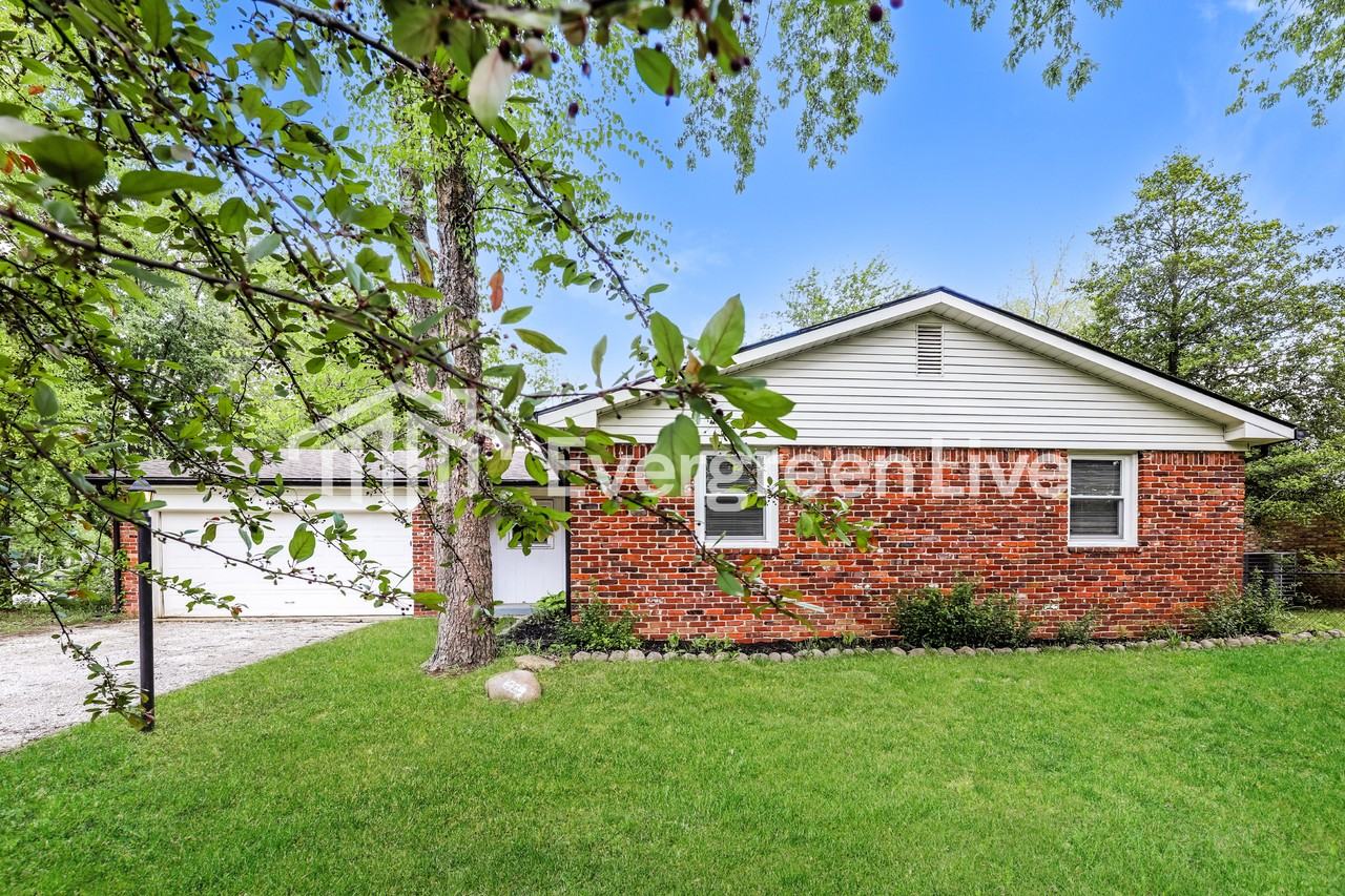4375 Windsor Rd