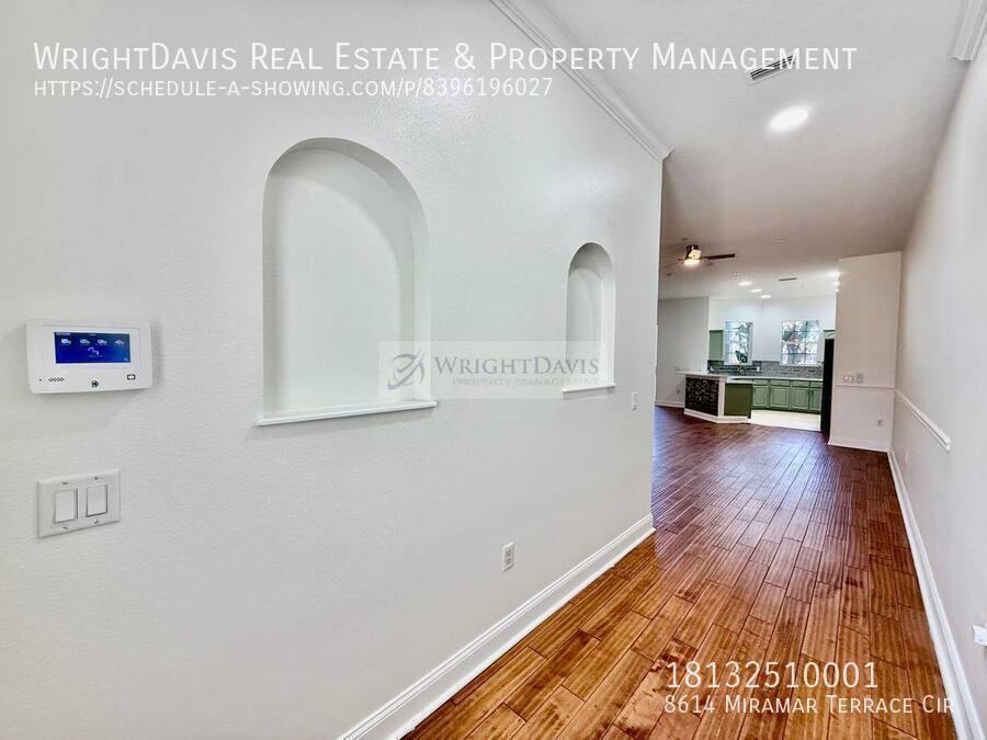 8614 Miramar Terrace Cir - Photo 4 of 50