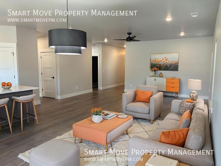 7161 W Riverwood St - Photo 2 of 39