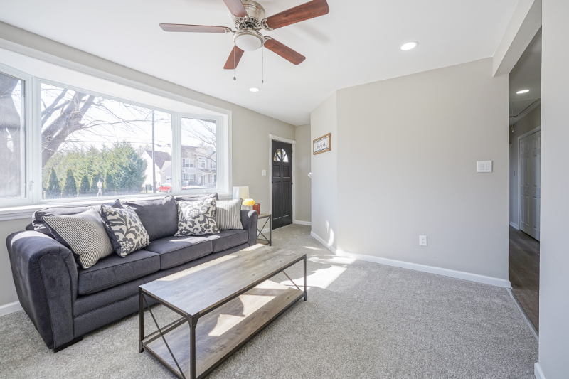 110 Highland Ave - Photo 6 of 28