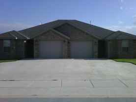 918 Oakwood Ln - Photo 1 of 1