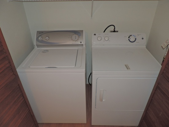 2448 Rushmore Dr - Photo 3 of 9