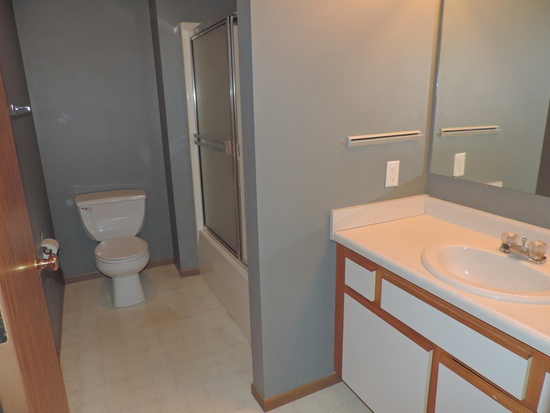 2448 Rushmore Dr - Photo 5 of 9