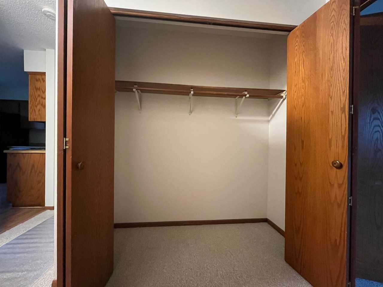 460 Stanley St #2 - Photo 5 of 10