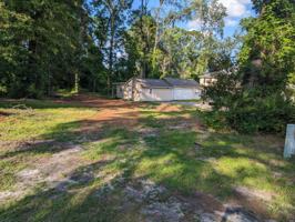 featured image of 412 Timberlane Cir #B
