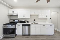 39 Bloomsbury Ave #1 - Photo 1 of 1
