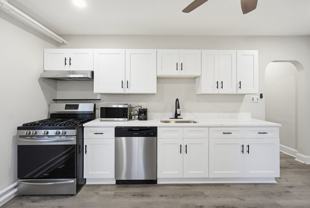 39 Bloomsbury Ave #1 - Photo 1 of 1