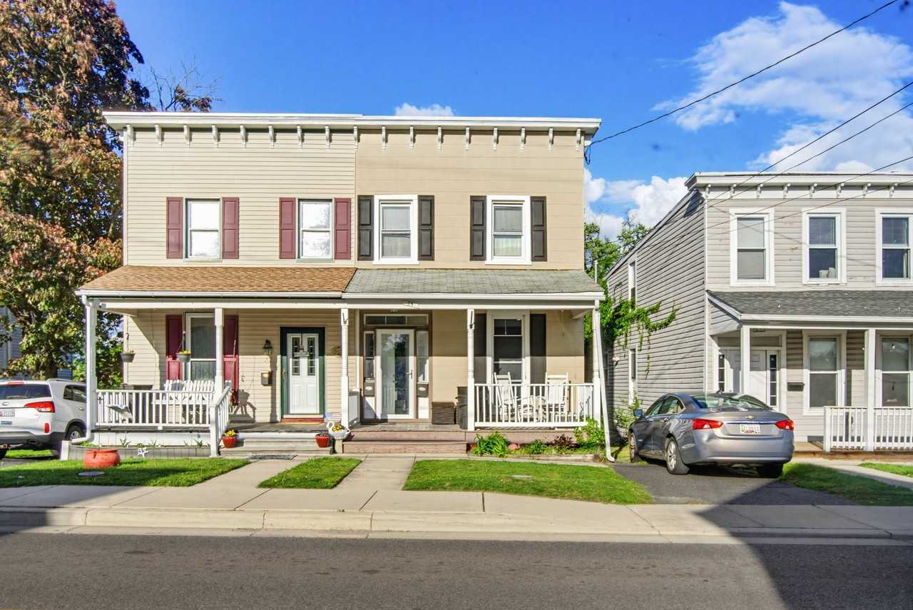 39 Bloomsbury Ave #1 - Photo 2 of 31