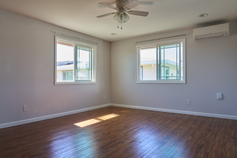 4192 Kilauea Ave Apt B - Photo 5 of 10