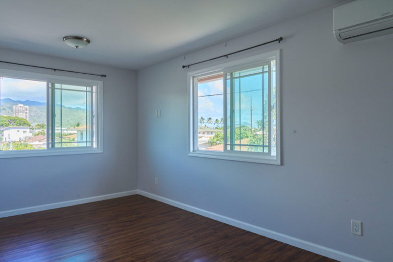 4192 Kilauea Ave Apt B - Photo 7 of 10