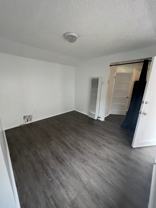 424 S Broadway #B - Photo 1 of 1