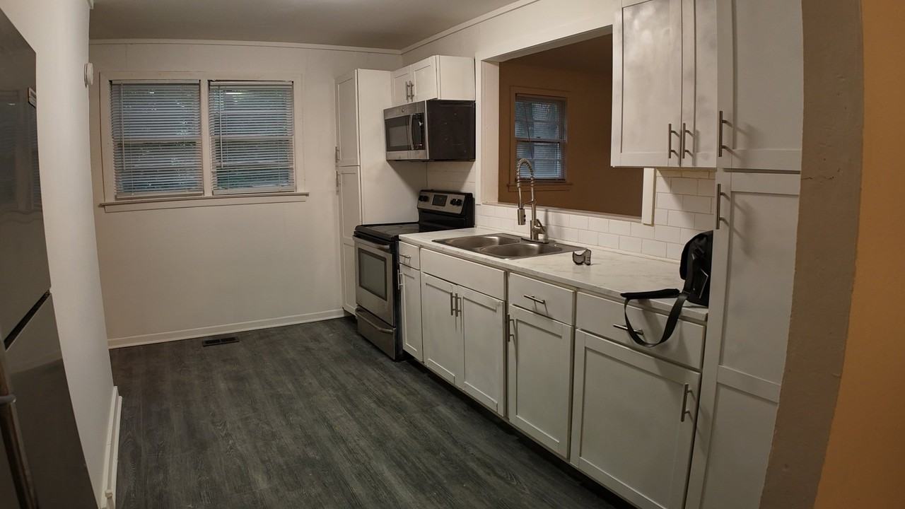 108 Harold St - Photo 7 of 10