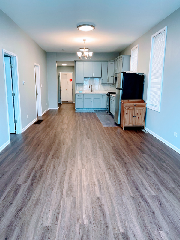 3553 S Damen Ave #1 - Photo 4 of 24