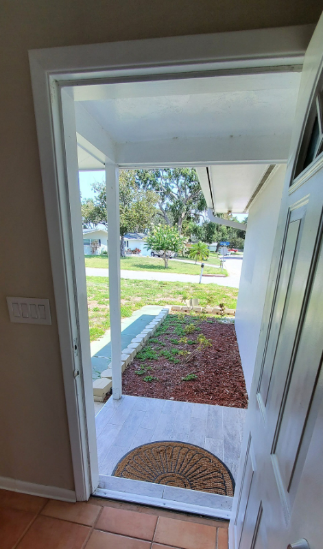 1648 Algonquin Dr - Photo 4 of 26
