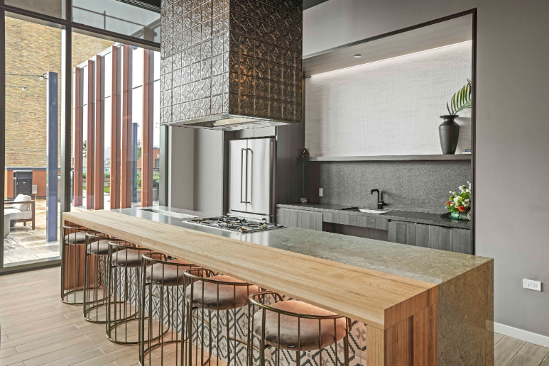 144 N Aberdeen St - Photo 5 of 12