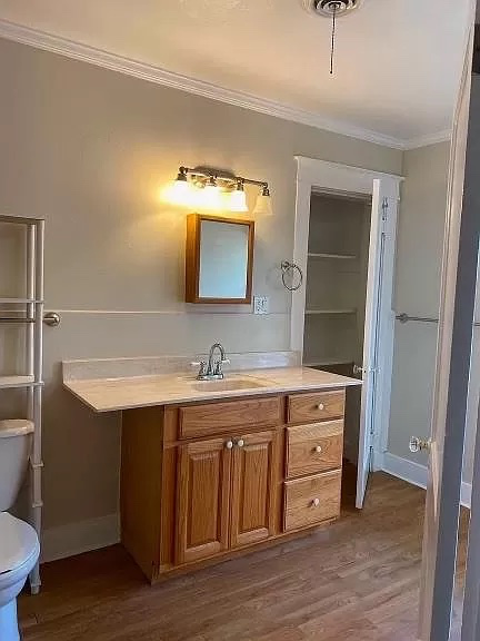 203 N Dillard St #4 - Photo 6 of 6