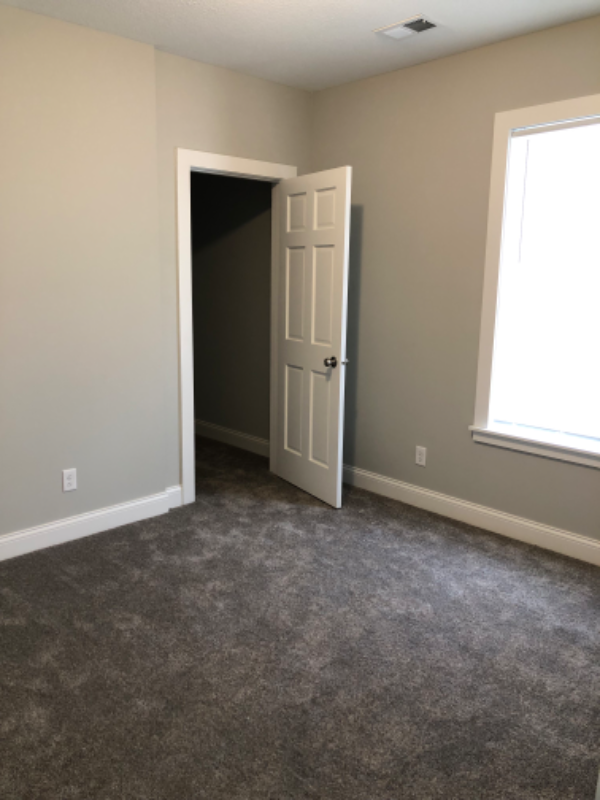 619 Mendota St - Photo 2 of 15