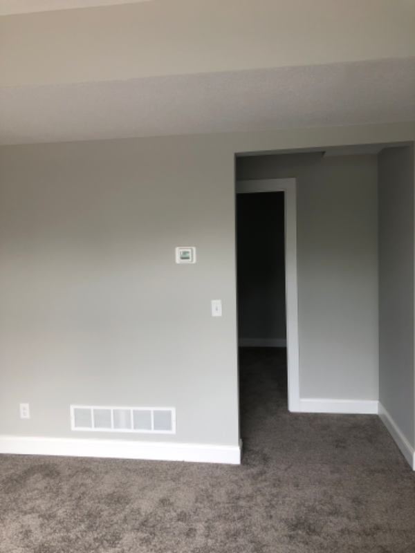 619 Mendota St - Photo 5 of 15
