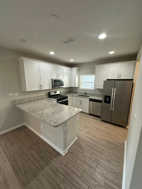 96 Newton Ln - Photo 3 of 14