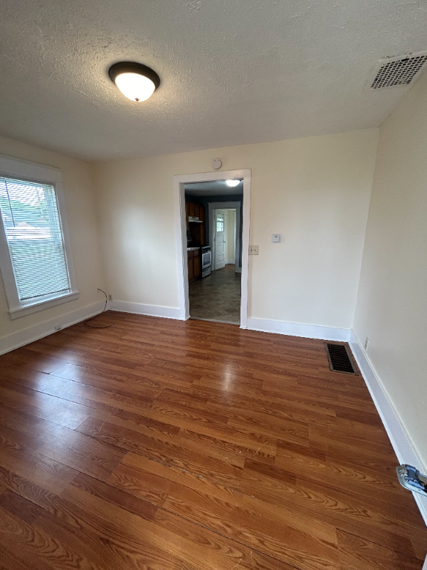 522 W 6th St #522 - Photo 2 of 11