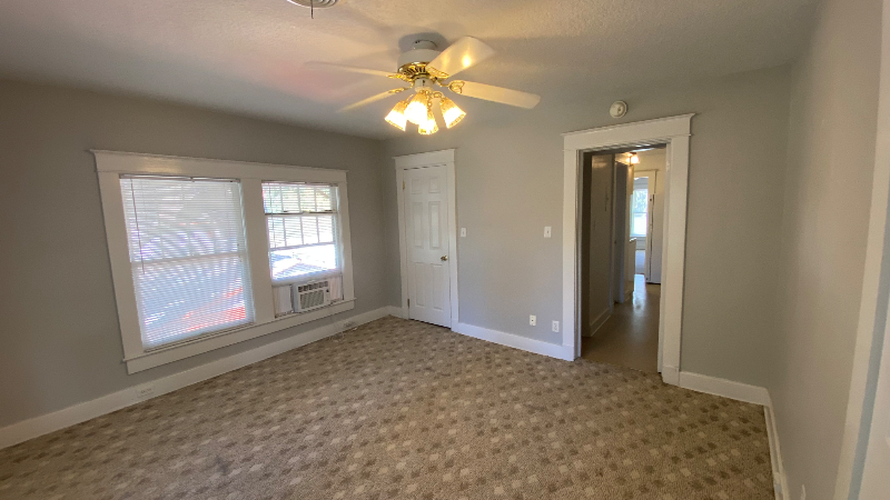 203 N Dillard St #5