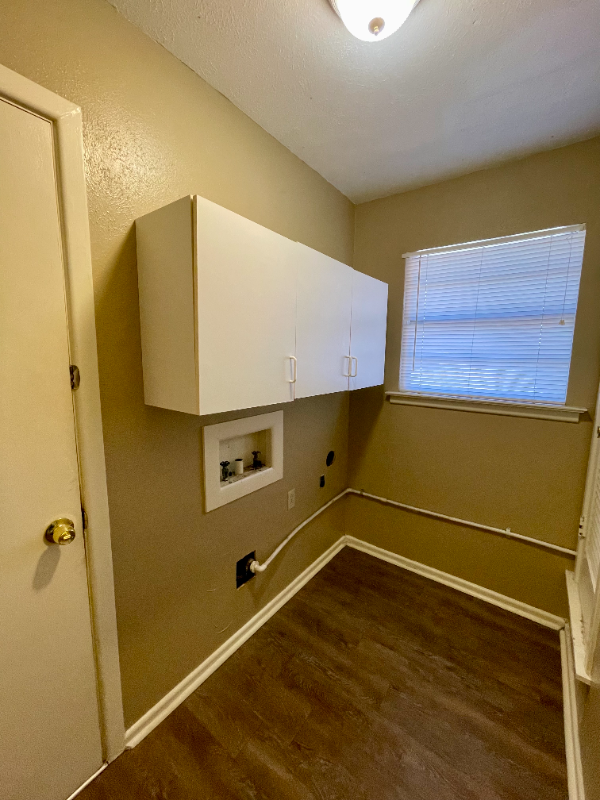 5415 42nd St - Photo 6 of 12