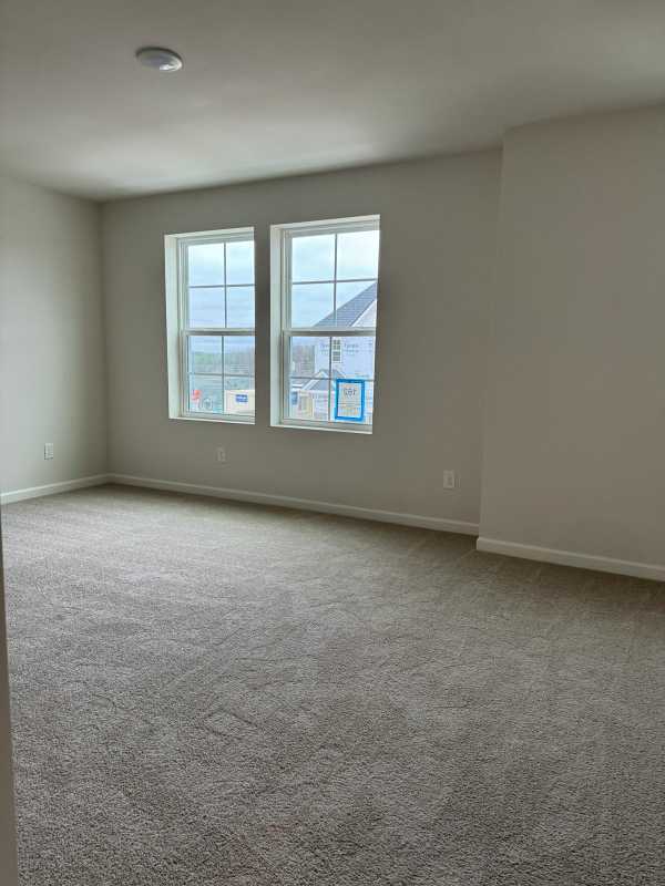 5074 Dayflower Dr - Photo 4 of 17