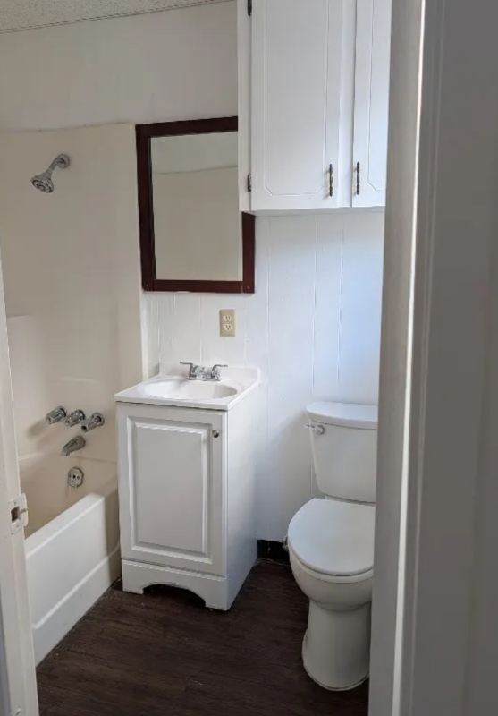 103 N Holland St #103-2 - Photo 7 of 10