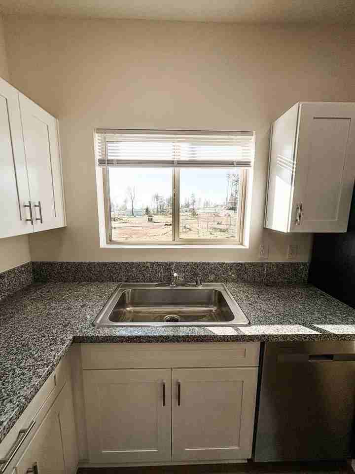 5905 Oliver Rd #C - Photo 3 of 7