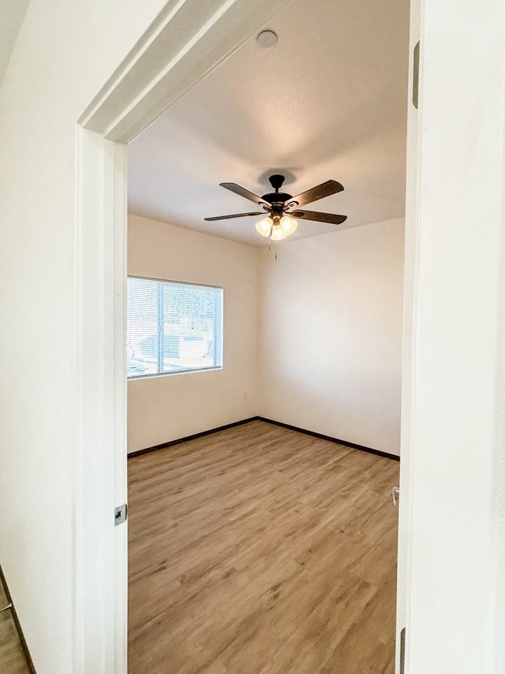 5905 Oliver Rd #C - Photo 5 of 7