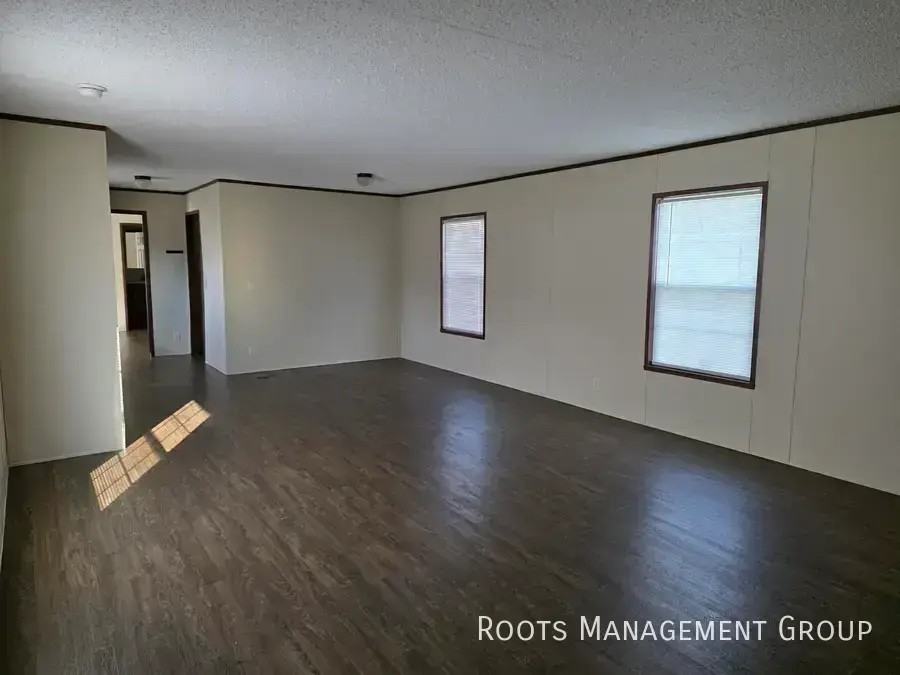 2002 Huntington St #2002H - Photo 6 of 16