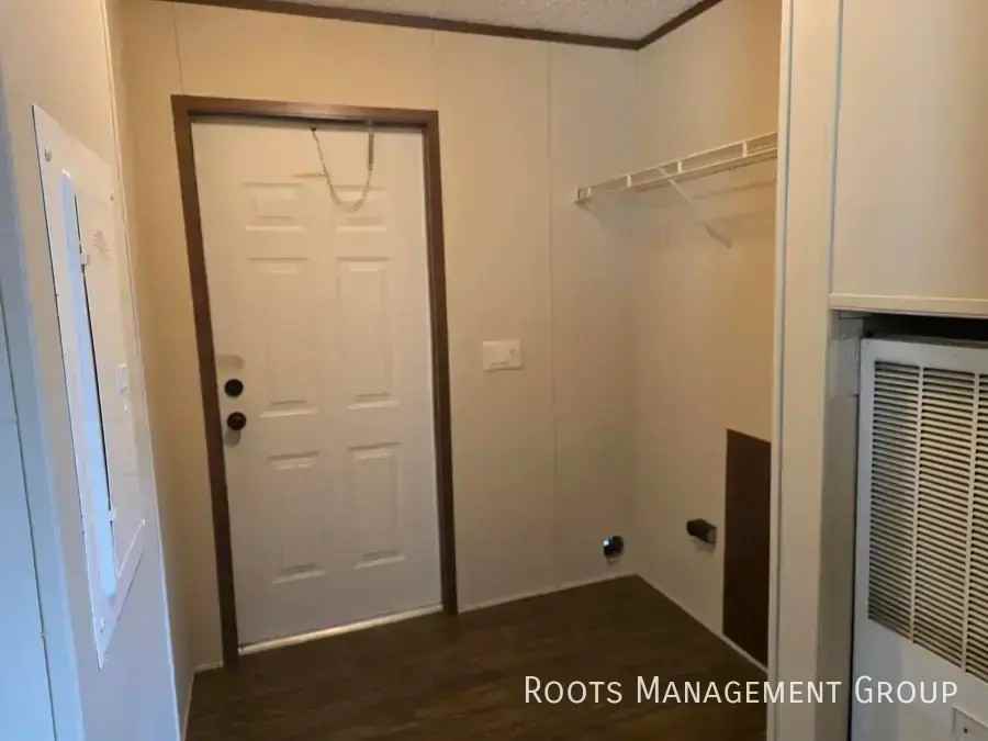 2002 Huntington St #2002H - Photo 7 of 16