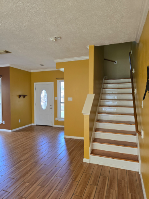 4921 Barkley St - Photo 7 of 10