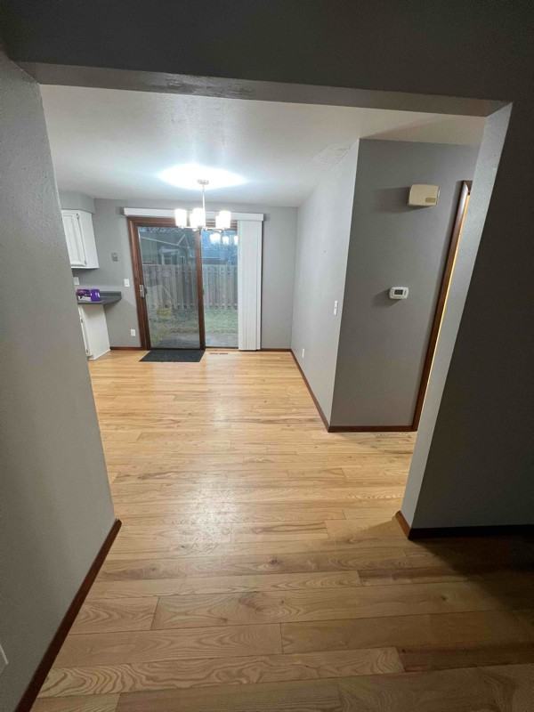 1827 Sahara Ct - Photo 5 of 19