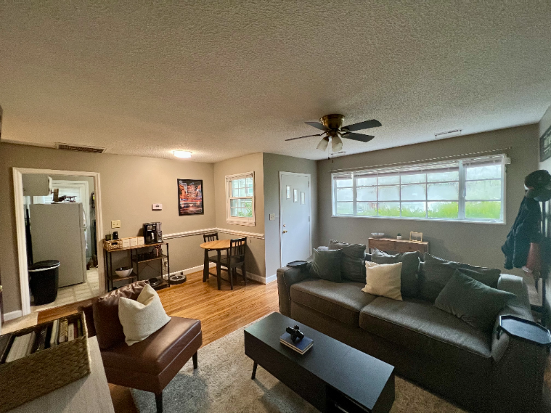1301 Richmond Pl #1301 - Photo 3 of 28
