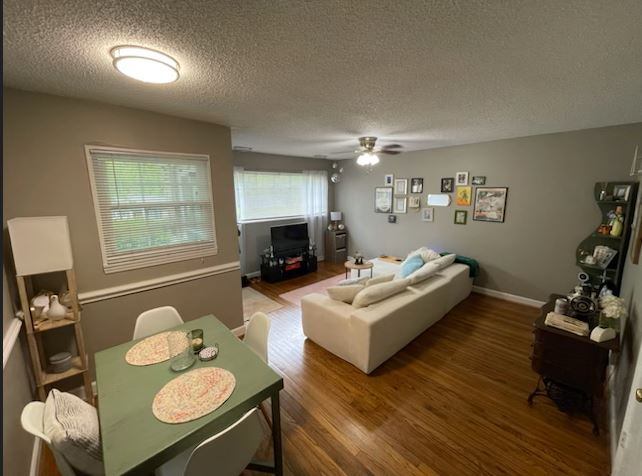 1301 Richmond Pl #1301 - Photo 7 of 28