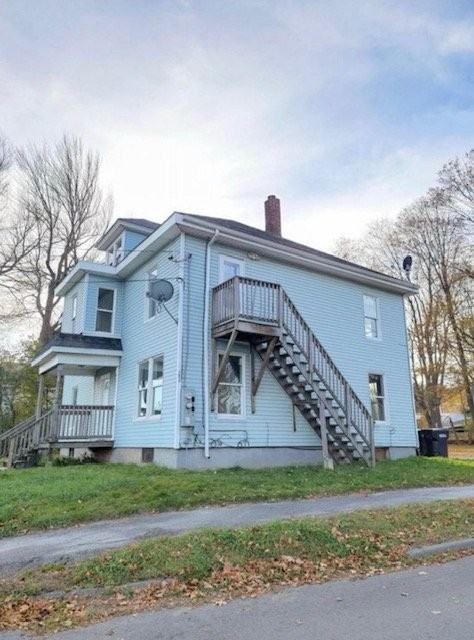 689 Main St #A - Photo 2 of 15