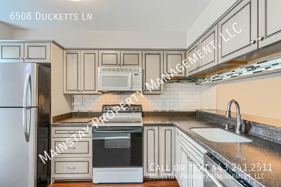 6508 Ducketts Ln - Photo 5 of 28