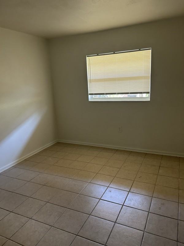 125 Cleveland Ave - Photo 6 of 8