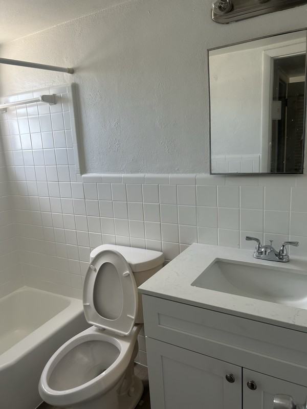 125 Cleveland Ave - Photo 7 of 8