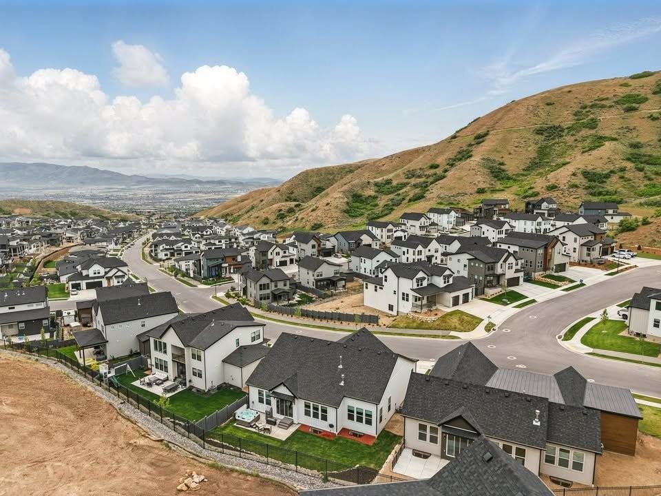 6062 N Fox Canyon Rd - Photo 5 of 20