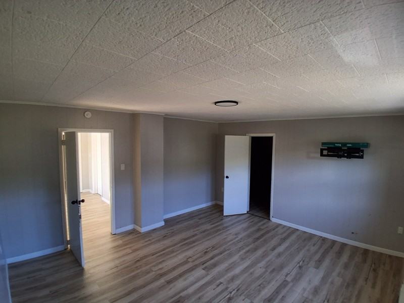 67 Railroad St #4 - Photo 3 of 14