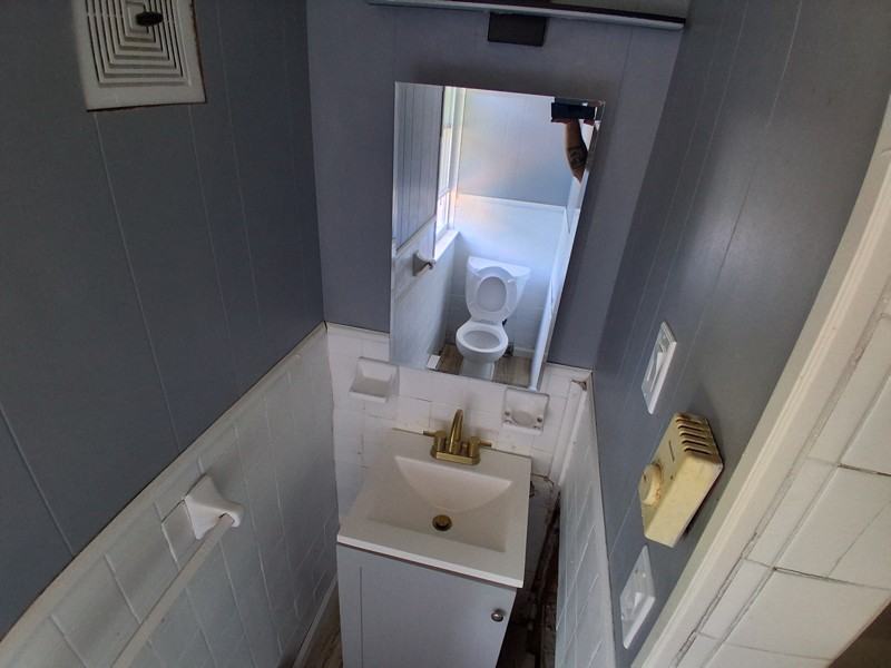 67 Railroad St #4 - Photo 6 of 14