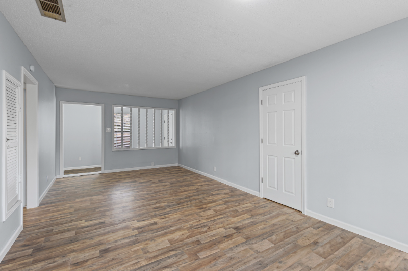 4161 Rebecca Rd - Photo 4 of 17