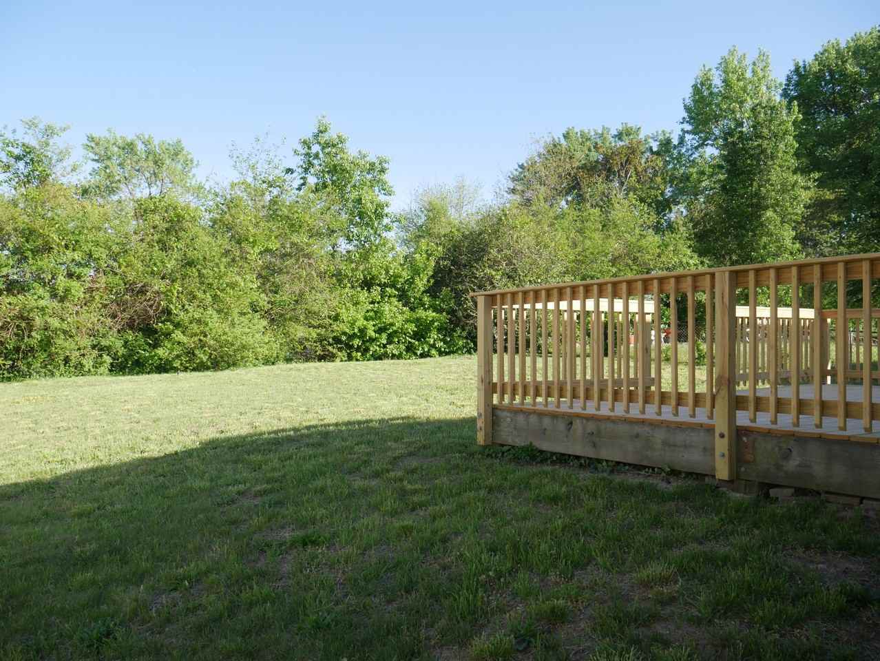 2312 Wintergreen Ave - Photo 6 of 7