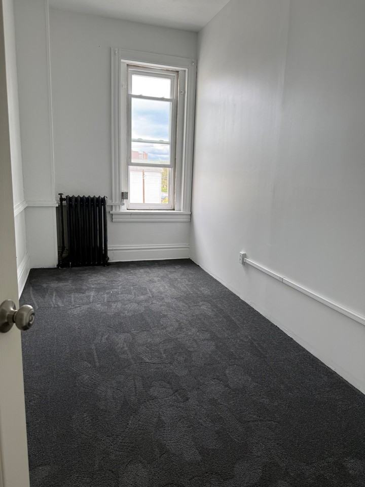 269 S Washington St #3 - Photo 4 of 12
