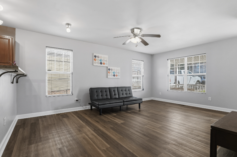 1624 Cherry St - Photo 6 of 15